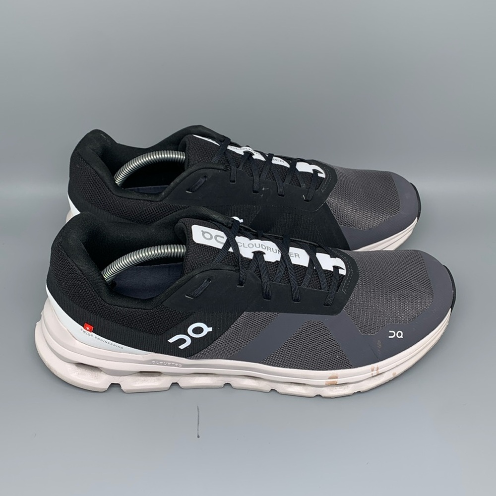 On Cloudrunner Black Grey Running Shoes Men's Sz 11.5 like new cond, in orig box